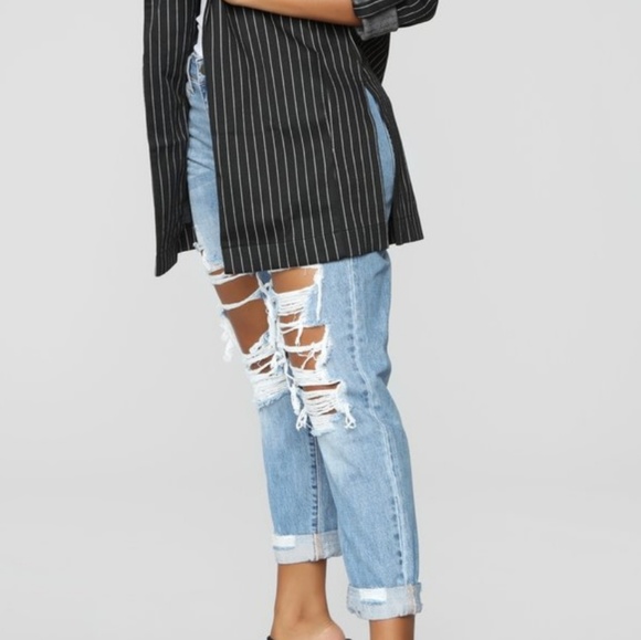 jax distressed high rise jeans